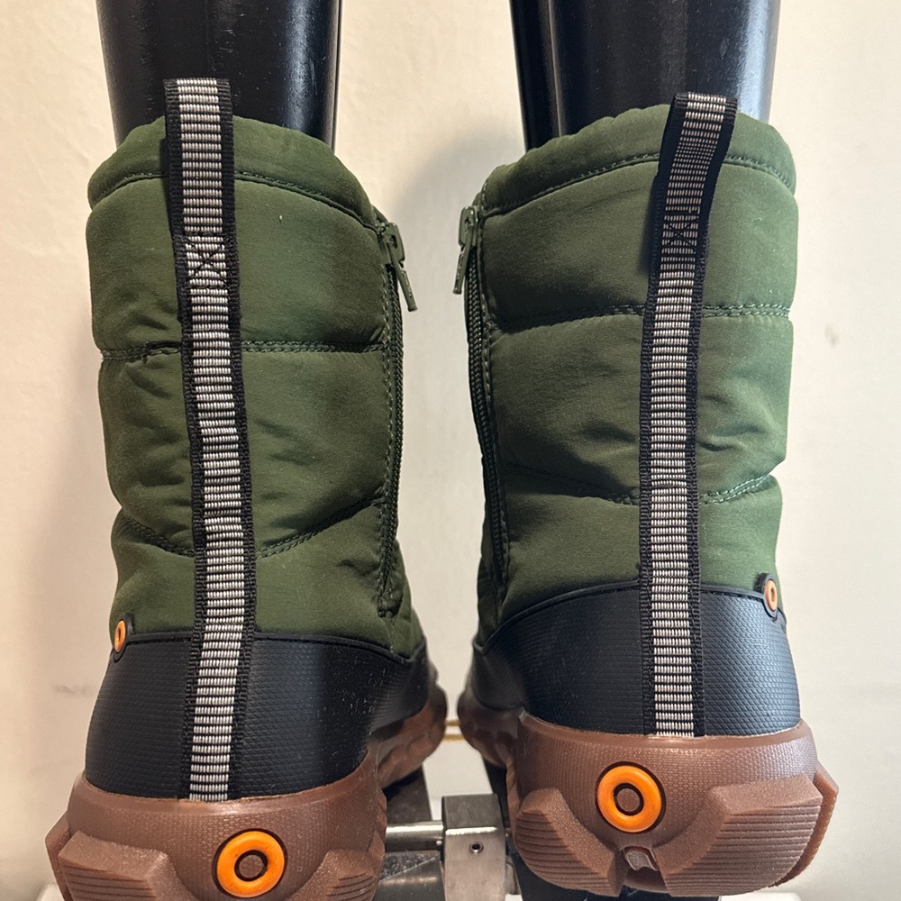 Bogs cedar Quilted Waterproof Green Boots Women’s size 8 new - Picture 7 of 10